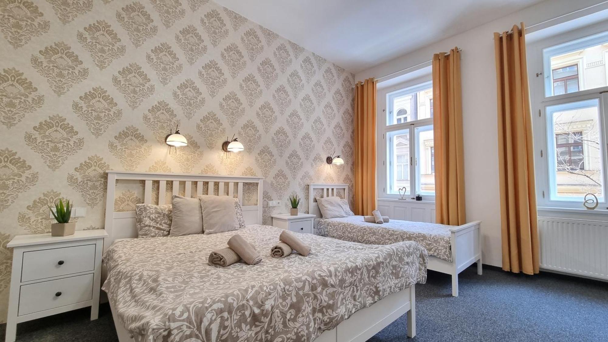 Finnem Rentals Tyrsova Prague Exterior photo